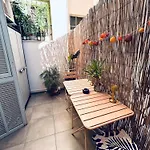 Apartment Cocooning Avec Terrasse Au Calme Quartier Les Musiciens A 7 Minutes A Pieds Nizza