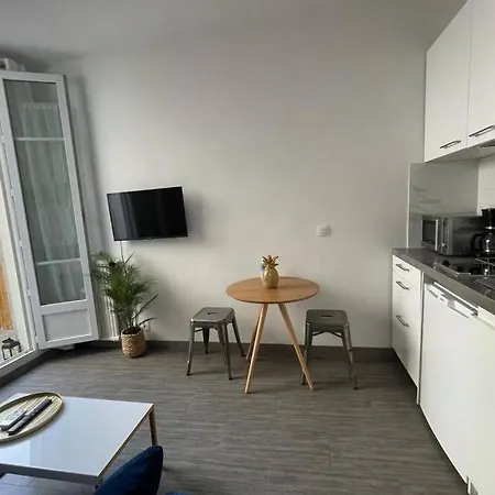 Cocooning Avec Terrasse Au Calme Quartier Les Musiciens A 7 Minutes A Pieds * 니스