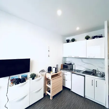 Cocooning Avec Terrasse Au Calme Quartier Les Musiciens A 7 Minutes A Pieds *